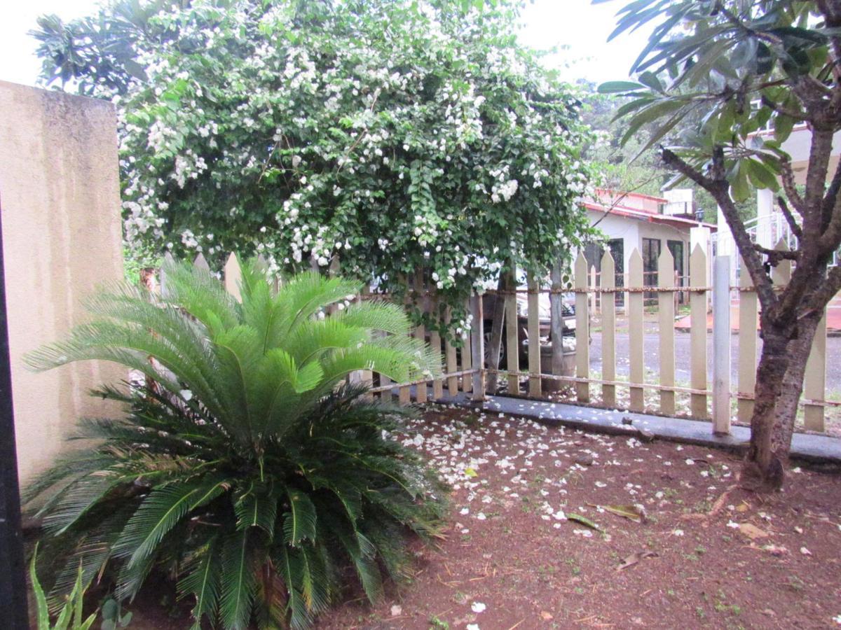 Retreat Chalets, The Nest, At Sparsh Resorts, Karjat Exterior photo