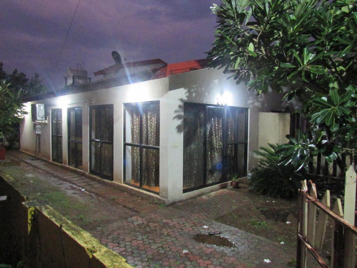 Retreat Chalets, The Nest, At Sparsh Resorts, Karjat Exterior photo